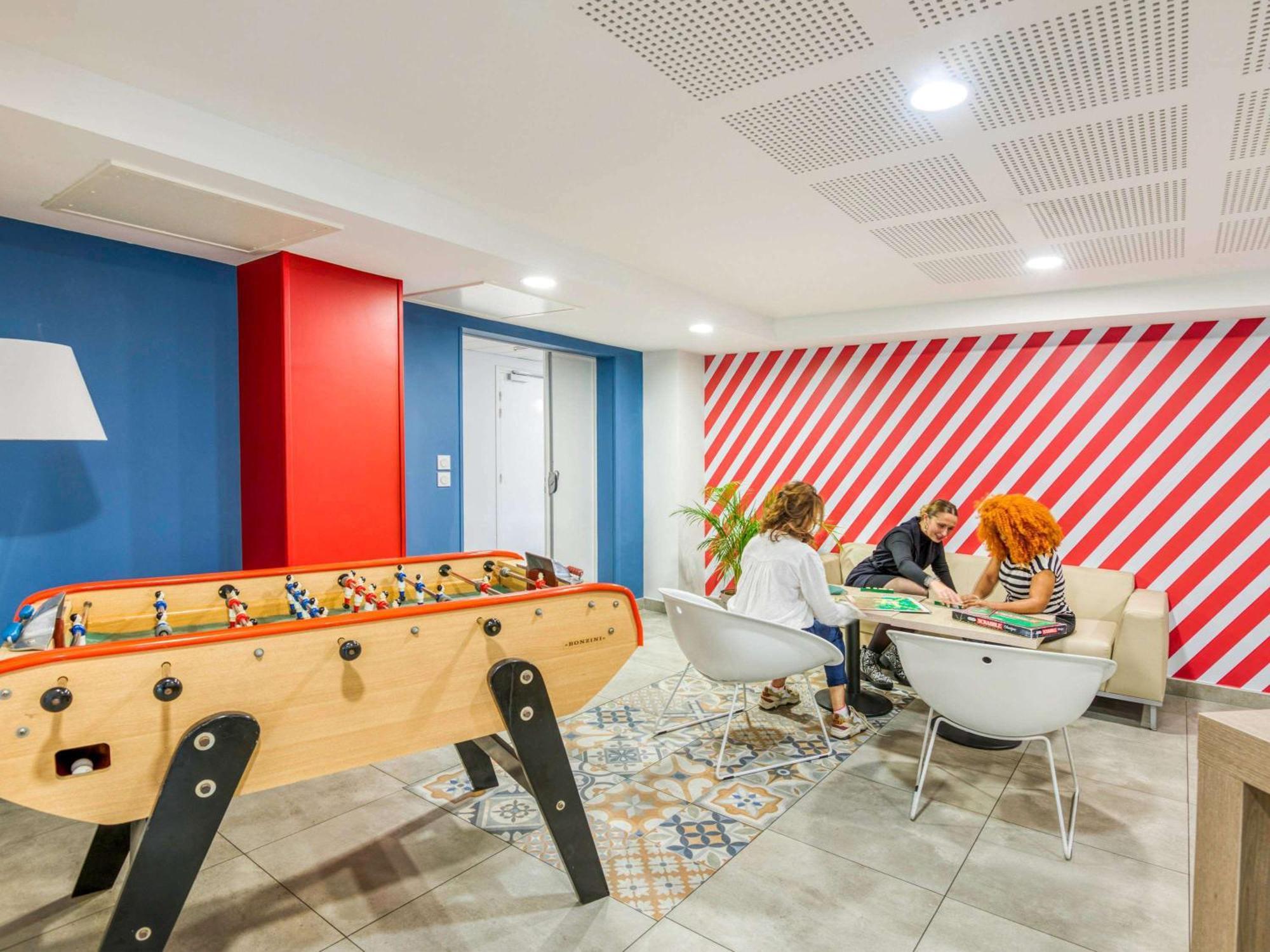 Aparthotel Adagio Access Saint Nazaire Esterno foto